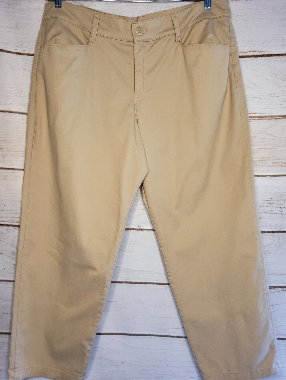 Lee Women's Straight Leg Pants in Beige
